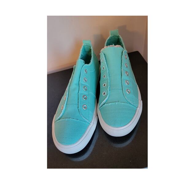 NEW Corkys Tennis Shoes Aqua Babalu Womens Size 10 Slip On Sneakers - Picture 1 of 16